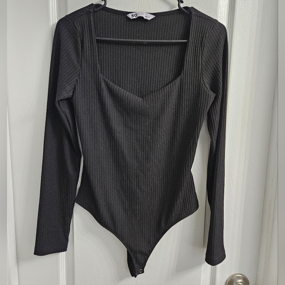 SO Long Sleeve Body Suit Size Large